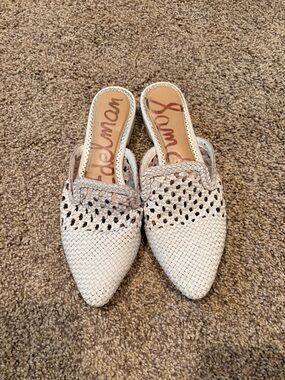 Sam Edelman Cream Woven Pointed Mule Slides